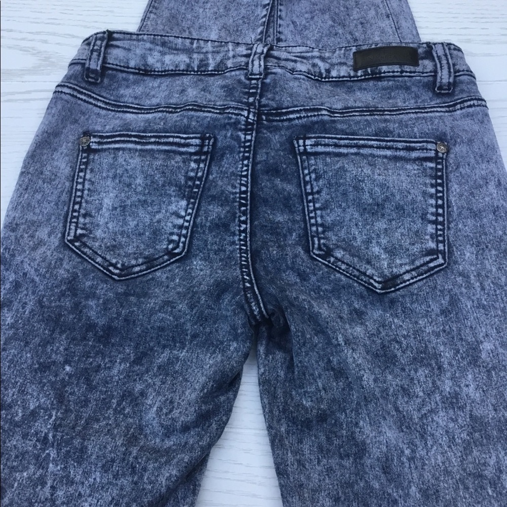 Celebrity light blue jeans. Low rise, skinny - Picture 4 of 7